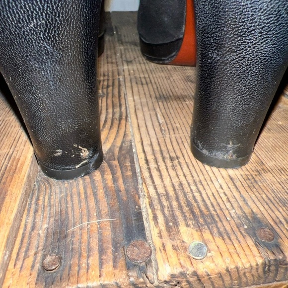 CHIE MIHARA Black Leather PLATFORM PUMPS FLORAL APPLIQUE Black HEELS Size 8.5 - Picture 11 of 11